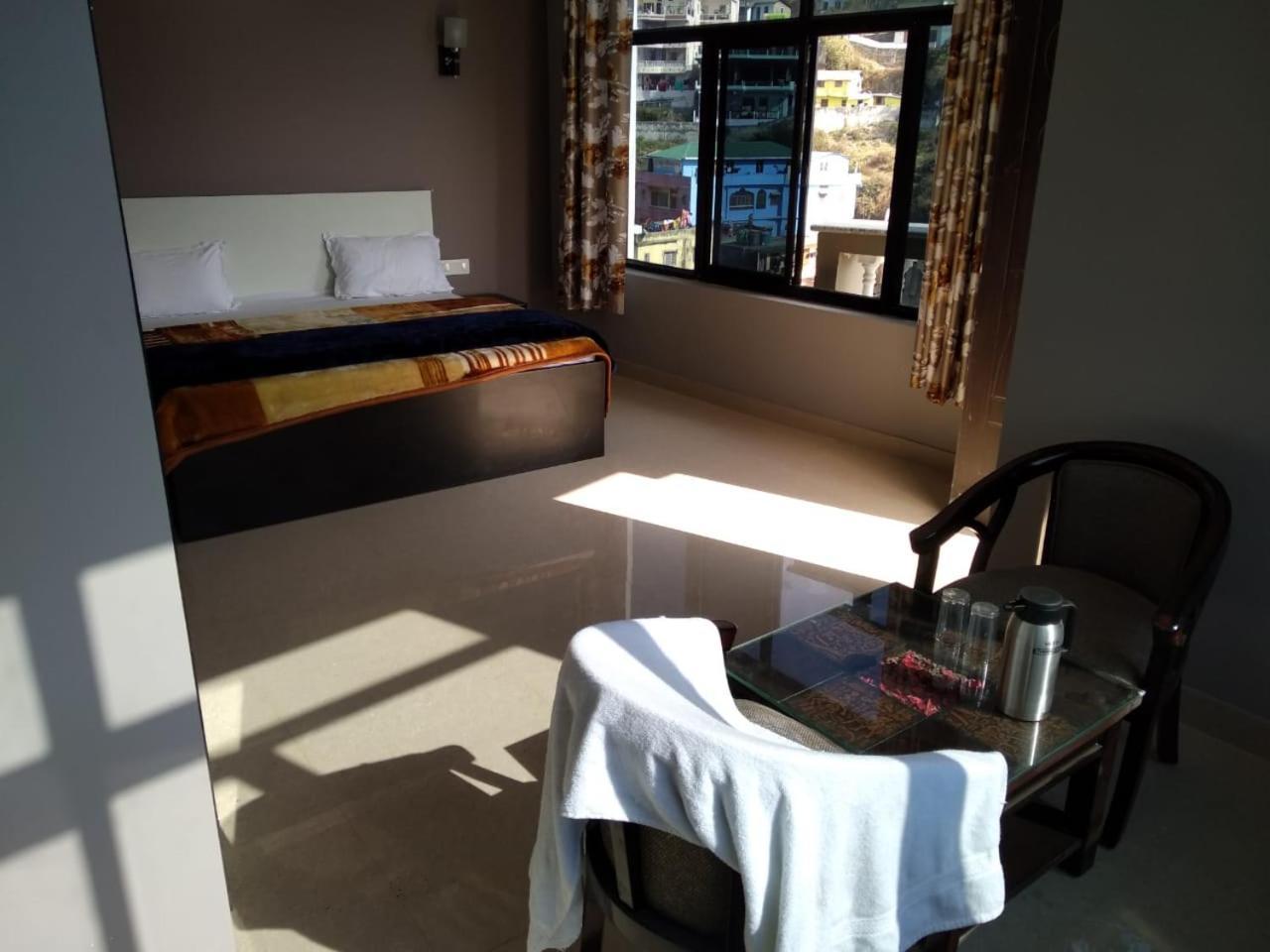 Hotel-78 Pithoragarh Exterior photo
